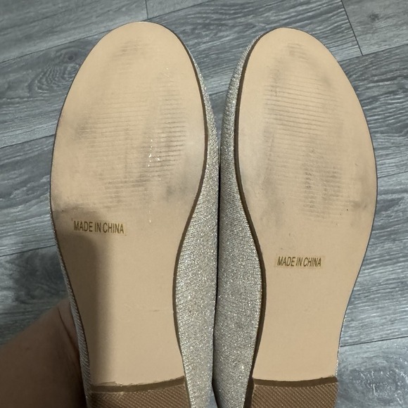 De Blossom Collection Gold Glitter Ballet Flats Shoes Size 8 Women Party - Picture 8 of 11